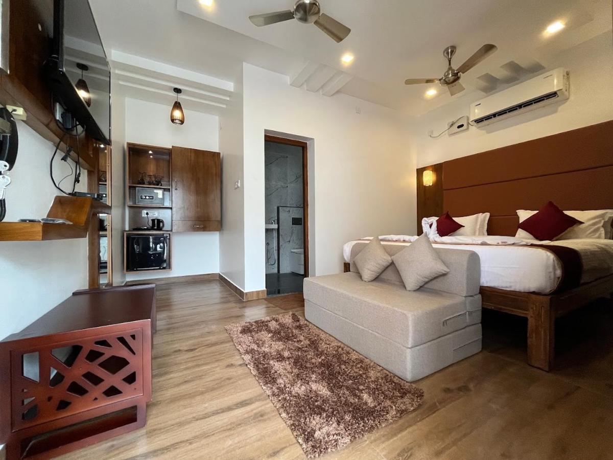 Grb Resort Tiruchchendūr エクステリア 写真