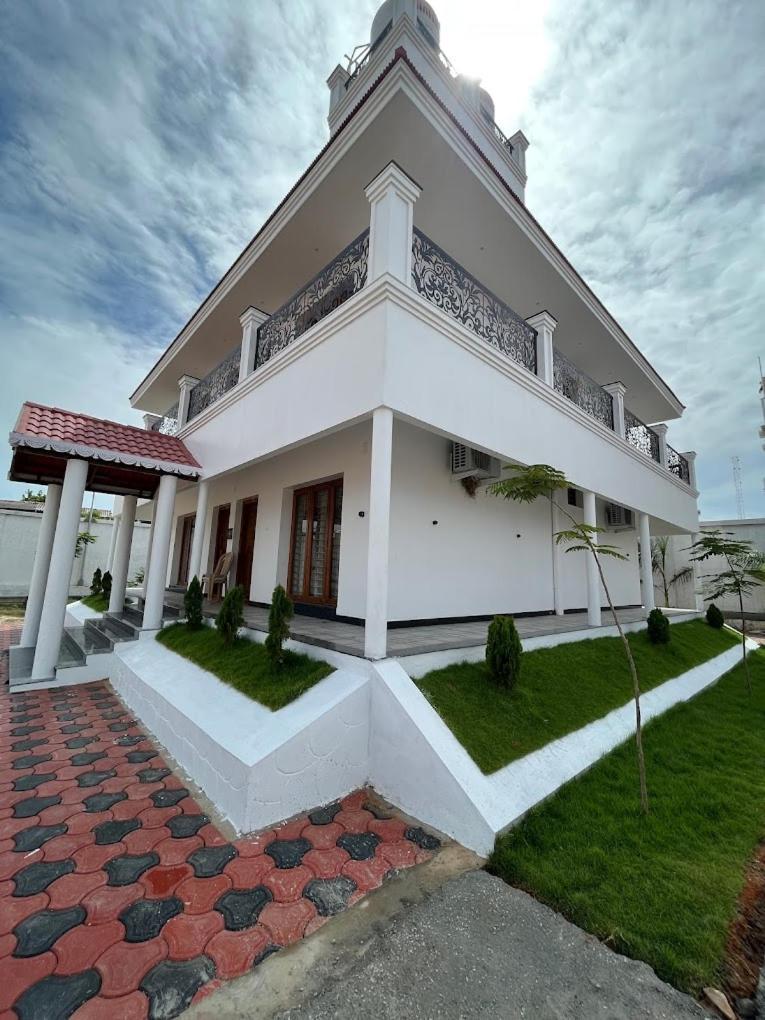Grb Resort Tiruchchendūr エクステリア 写真