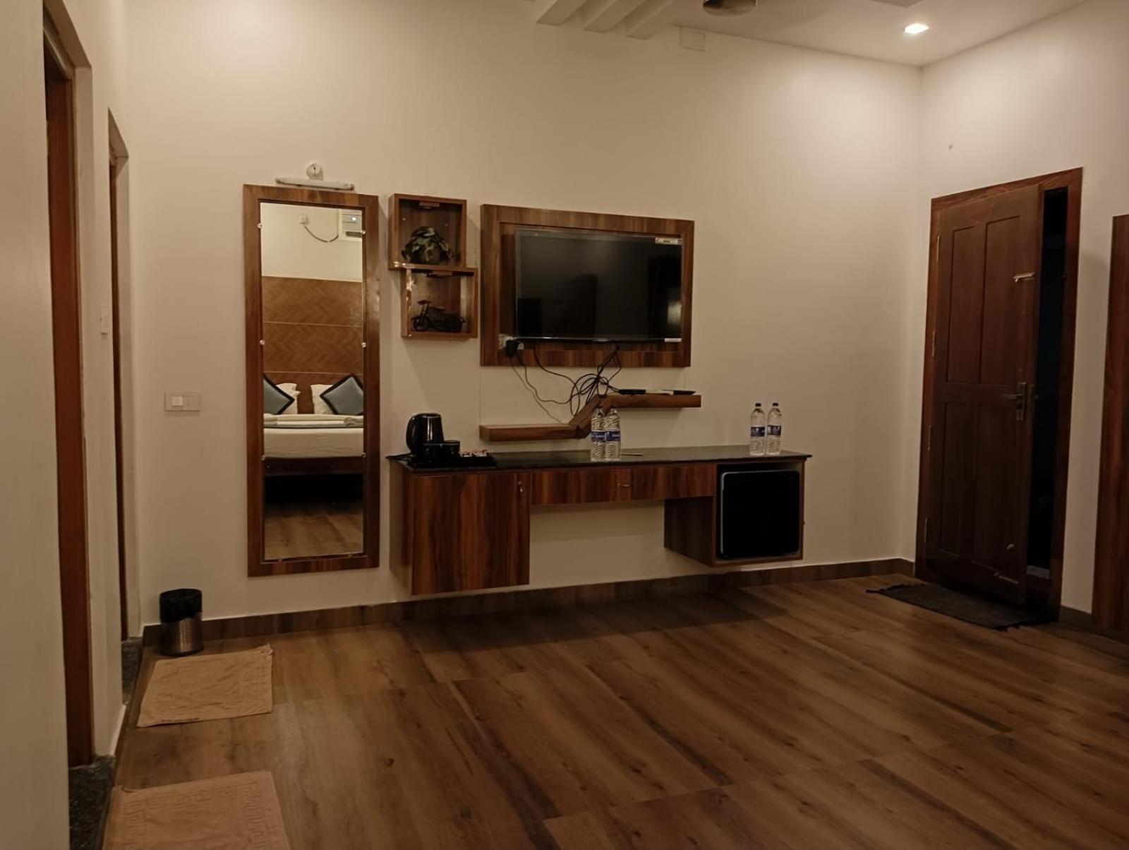 Grb Resort Tiruchchendūr 部屋 写真